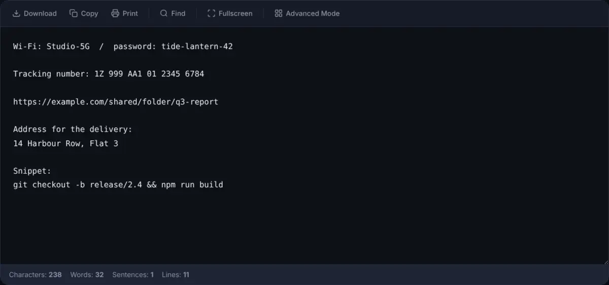 OnlineNotepad.net in dark mode: the simple notepad with saved text snippets and live character, word and line counts
